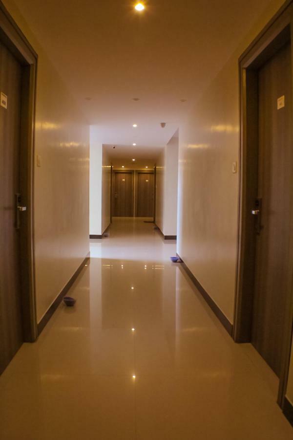 The Pioneer Hotell Visakhapatnam Exteriör bild